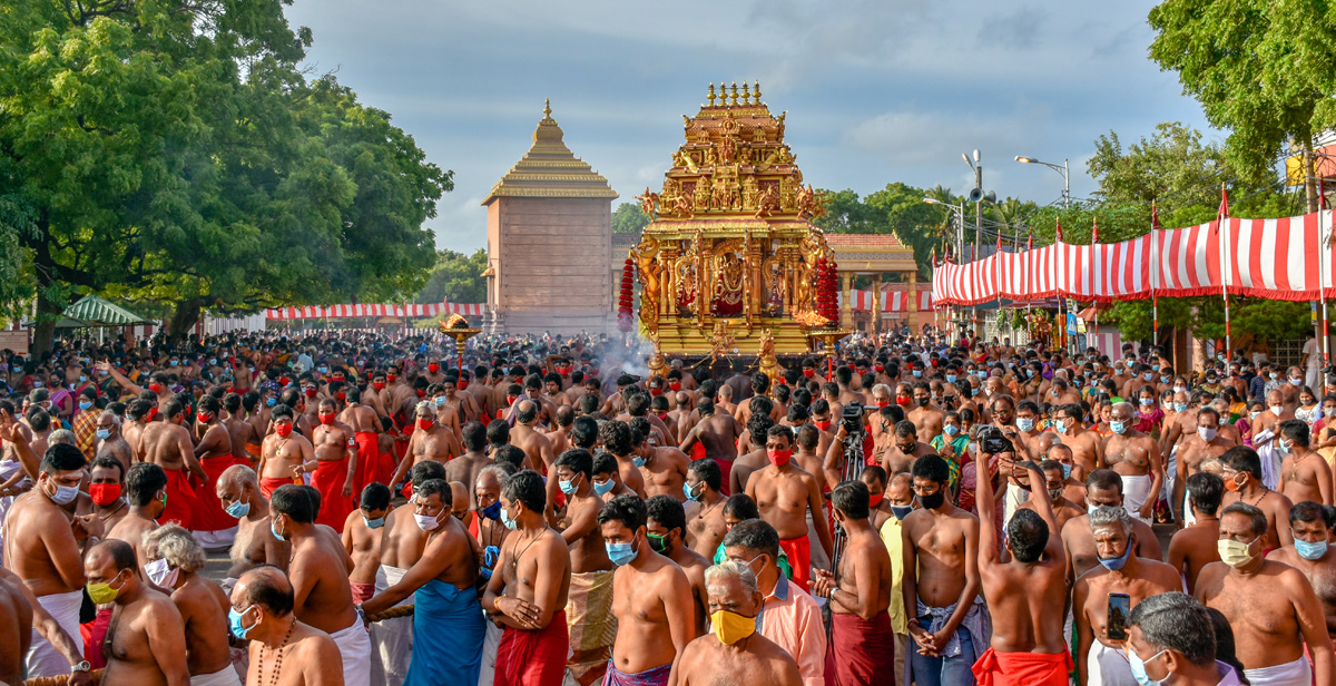 நல்லூர் முருகன் ஆலய வருடாந்த மகோற்சவத்தின் தேர்..